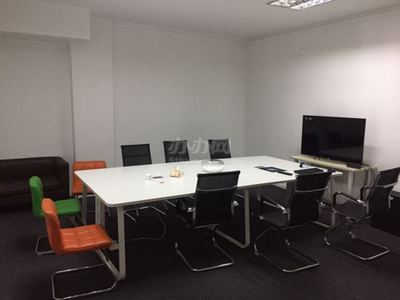 長寧映巷創(chuàng)意工場寫字樓出租-長寧區(qū)十佳創(chuàng)意園 映巷創(chuàng)意工廠 創(chuàng)意裝修 精裝房源-辦辦網(wǎng)